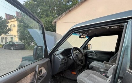 Mitsubishi Pajero III рестайлинг, 1995 год, 350 000 рублей, 9 фотография