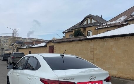 Hyundai Solaris II рестайлинг, 2020 год, 1 000 000 рублей, 4 фотография