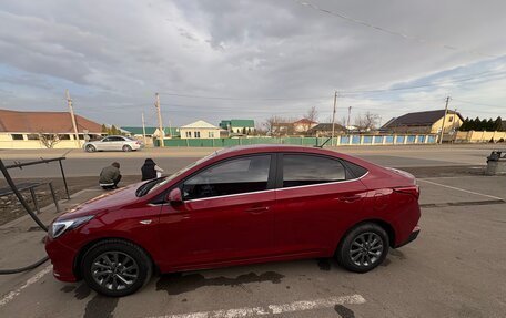 Hyundai Solaris II рестайлинг, 2021 год, 1 600 000 рублей, 8 фотография