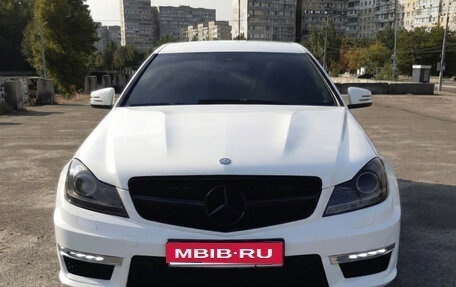 Mercedes-Benz C-Класс, 2012 год, 1 499 999 рублей, 1 фотография