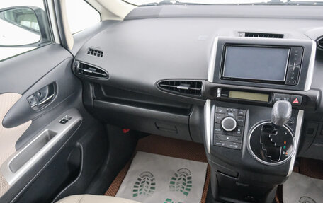 Toyota Wish II, 2010 год, 1 179 000 рублей, 10 фотография