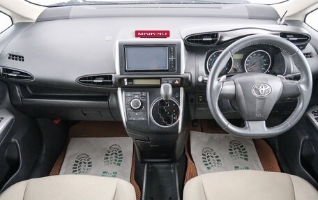 Toyota Wish II, 2010 год, 1 179 000 рублей, 9 фотография