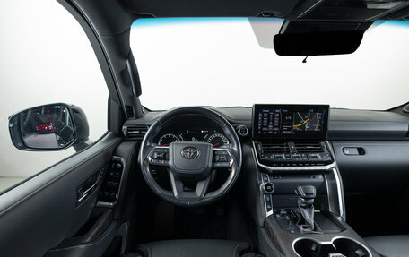 Toyota Land Cruiser, 2021 год, 9 990 000 рублей, 13 фотография