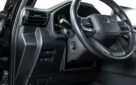 Toyota Land Cruiser, 2021 год, 9 990 000 рублей, 14 фотография