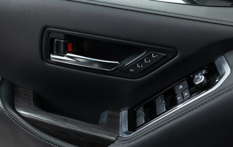 Toyota Land Cruiser, 2021 год, 9 990 000 рублей, 9 фотография