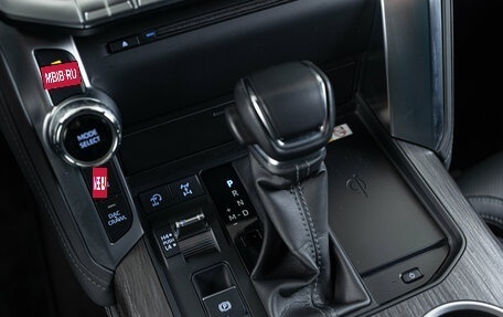 Toyota Land Cruiser, 2021 год, 9 990 000 рублей, 21 фотография