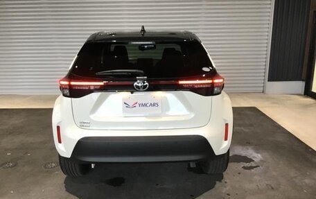 Toyota Yaris Cross, 2022 год, 1 572 000 рублей, 7 фотография