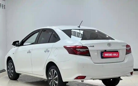 Toyota Vios III, 2022 год, 1 350 000 рублей, 4 фотография