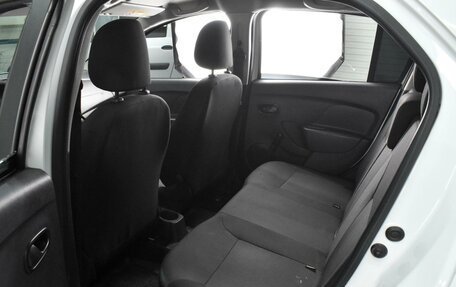 Renault Logan II, 2020 год, 749 000 рублей, 11 фотография