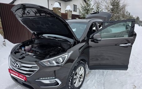 Hyundai Santa Fe III рестайлинг, 2017 год, 1 780 000 рублей, 14 фотография