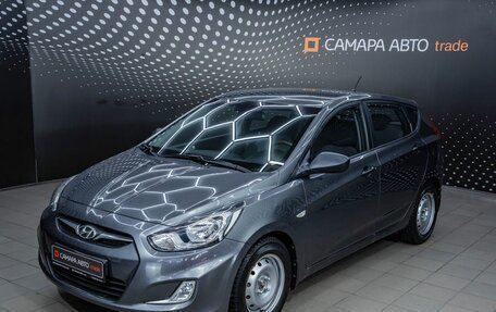 Hyundai Solaris II рестайлинг, 2013 год, 696 000 рублей, 2 фотография