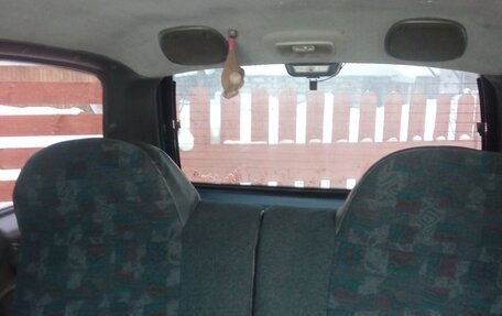 KIA Sportage IV рестайлинг, 2003 год, 350 000 рублей, 2 фотография