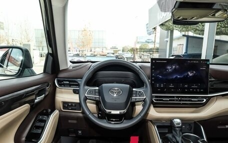 Toyota Highlander, 2026 год, 6 510 000 рублей, 8 фотография