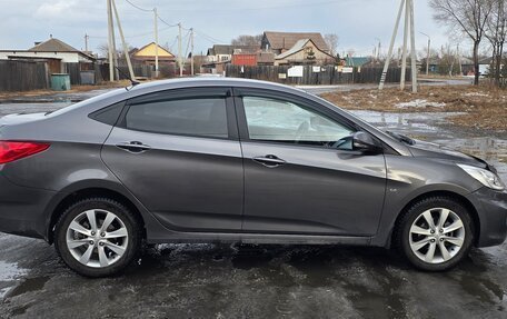 Hyundai Solaris II рестайлинг, 2013 год, 680 000 рублей, 7 фотография