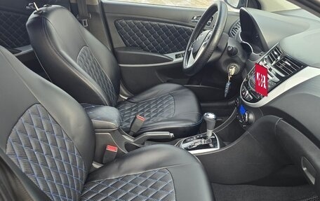 Hyundai Solaris II рестайлинг, 2013 год, 680 000 рублей, 15 фотография