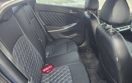 Hyundai Solaris II рестайлинг, 2013 год, 680 000 рублей, 16 фотография