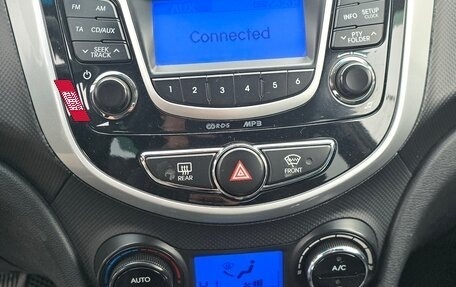 Hyundai Solaris II рестайлинг, 2013 год, 680 000 рублей, 20 фотография