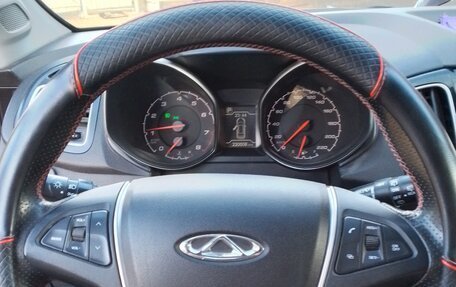 Chery Tiggo 5 I рестайлинг, 2015 год, 625 000 рублей, 6 фотография