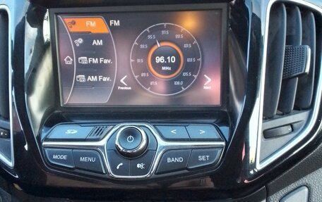 Chery Tiggo 5 I рестайлинг, 2015 год, 625 000 рублей, 5 фотография