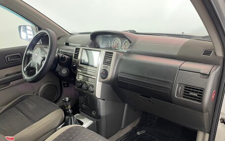 Nissan X-Trail, 2004 год, 587 000 рублей, 9 фотография