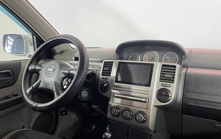 Nissan X-Trail, 2004 год, 587 000 рублей, 13 фотография
