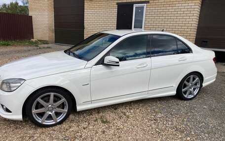 Mercedes-Benz C-Класс, 2009 год, 1 600 000 рублей, 8 фотография