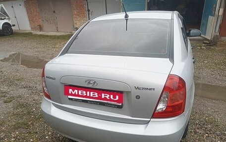 Hyundai Verna II, 2008 год, 615 000 рублей, 4 фотография