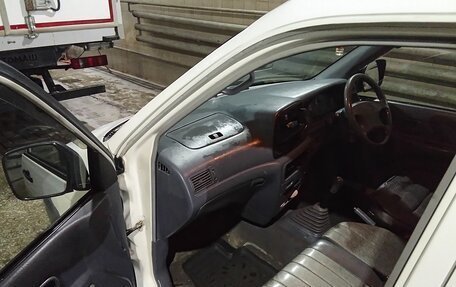 Toyota Town Ace III, 2002 год, 320 000 рублей, 9 фотография