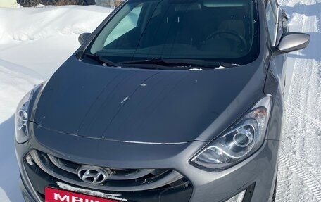 Hyundai i30 II рестайлинг, 2013 год, 699 000 рублей, 2 фотография