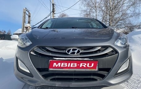 Hyundai i30 II рестайлинг, 2013 год, 699 000 рублей, 1 фотография