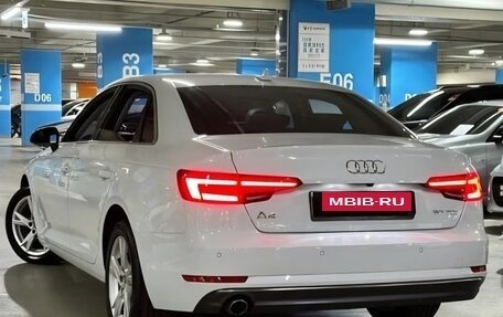 Audi A4, 2018 год, 3 000 000 рублей, 5 фотография