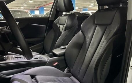 Audi A4, 2018 год, 3 000 000 рублей, 11 фотография