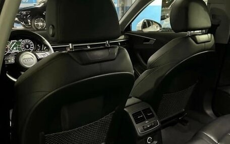 Audi A4, 2018 год, 3 000 000 рублей, 12 фотография