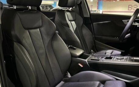 Audi A4, 2018 год, 3 000 000 рублей, 18 фотография