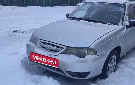 Daewoo Nexia I рестайлинг, 2010 год, 180 000 рублей, 3 фотография