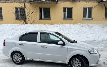 Chevrolet Aveo III, 2011 год, 449 000 рублей, 3 фотография