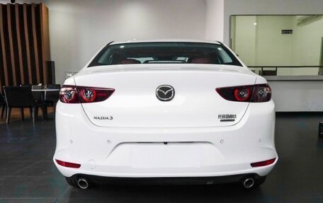 Mazda 3, 2026 год, 2 412 000 рублей, 6 фотография