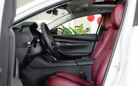 Mazda 3, 2026 год, 2 412 000 рублей, 10 фотография