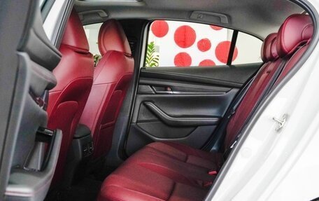 Mazda 3, 2026 год, 2 412 000 рублей, 11 фотография