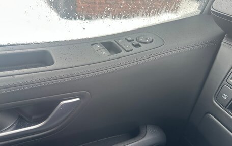 Hyundai Staria, 2022 год, 6 200 000 рублей, 16 фотография