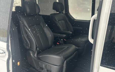 Hyundai Staria, 2022 год, 6 200 000 рублей, 29 фотография