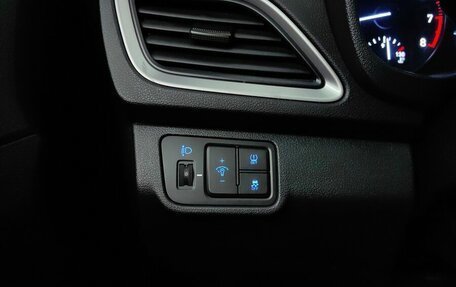 Hyundai Solaris II рестайлинг, 2017 год, 1 119 000 рублей, 21 фотография