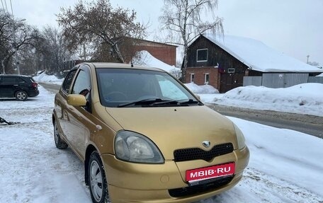 Toyota Vitz, 2000 год, 410 000 рублей, 1 фотография