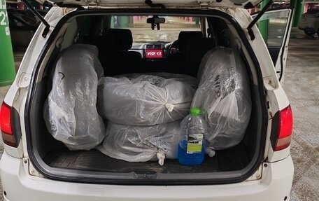 Toyota Ipsum II, 2001 год, 550 000 рублей, 1 фотография