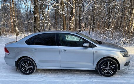 Volkswagen Polo VI (EU Market), 2013 год, 830 000 рублей, 4 фотография