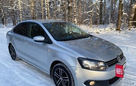 Volkswagen Polo VI (EU Market), 2013 год, 830 000 рублей, 3 фотография