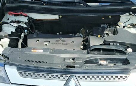 Mitsubishi Outlander III рестайлинг 3, 2019 год, 2 350 000 рублей, 4 фотография