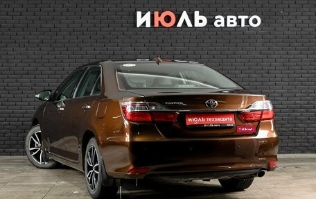 Toyota Camry, 2017 год, 2 210 000 рублей, 4 фотография