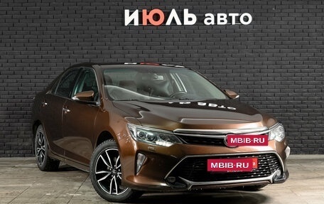 Toyota Camry, 2017 год, 2 210 000 рублей, 3 фотография