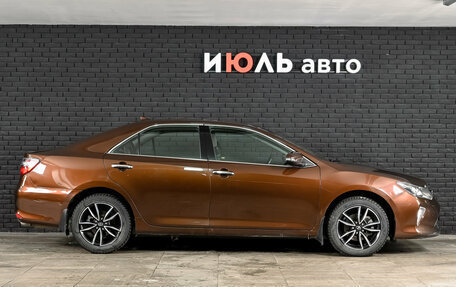 Toyota Camry, 2017 год, 2 210 000 рублей, 9 фотография